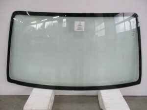 SZYBA CZOŁOWA SUZUKI - JIMNY - 1998-2018