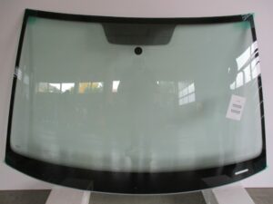 SZYBA CZOŁOWA VOLKSWAGEN - GOLF - VII 2012-2020