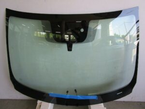 SZYBA CZOŁOWA NISSAN QASHQAI 2021- OGRZEWANA KAMERA SENSOR