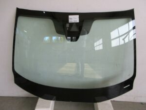 SZYBA CZOŁOWA MAZDA 3 2019-  KAMERA SENSOR HUD