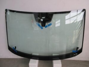SZYBA CZOŁOWA VW CRAFTER / MAN TGE 2024- KAMERA SENSOR OGRZEWANIE