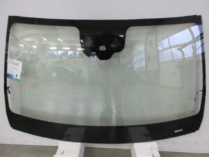 SZYBA CZOŁOWA MERCEDES E-CLASS W213 4D 2021-2023 FOTOCHROM KAMERA SENSOR AKUSTYKA ANTENA HUD