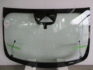 SZYBA CZOŁOWA FORD KUGA 5D SUV 2024-  AKUSTYCZNA SENSOR KAMERA OGRZEWANA