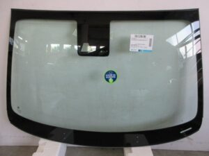 SZYBA CZOŁOWA CHEVROLET VOLT 2010-2016 / OPEL AMPERA 2012-2016 KAMERA ANTENA AKUSTYK