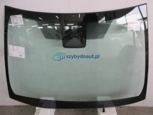 SZYBA CZOŁOWA TOYOTA COROLLA E210 2019- KAMERA